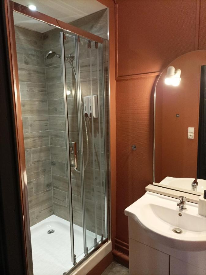 Apartamento Le Velvet Hénin-Beaumont Exterior foto